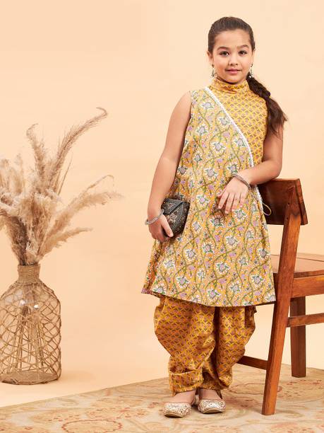 Girls Festive & Party Kurta and Pyjama Set