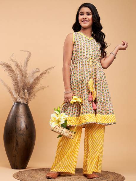 Girls Festive & Party Kurta and Pyjama Set