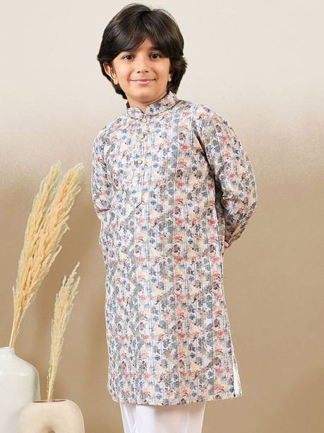 Boys Embellished Cotton Blend Straight Kurta