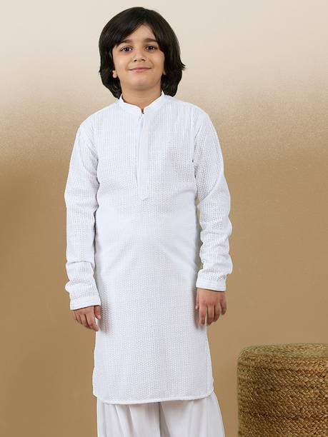 Boys Solid Cotton Blend Straight Kurta