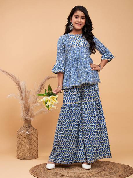 Girls Festive & Party Kurta and Pyjama Set
