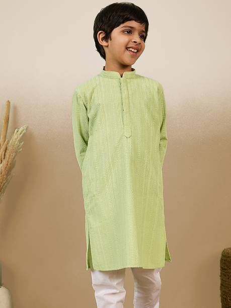 Boys Chikan Embroidery Cotton Blend Straight Kurta