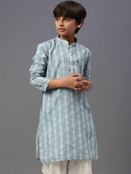 Boys Embellished Silk Blend Straight Kurta